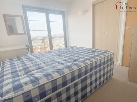 2 Bedroom Apartment - Photo 4