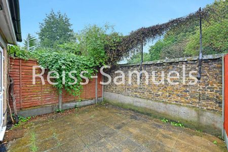 6 bedroom semi-detached house to rent - Photo 5