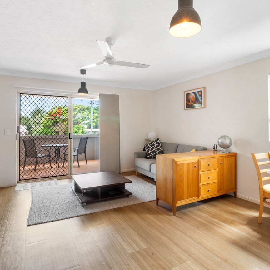 3/92 Junction Road, Clayfield QLD 4011 - House For Rent | Domain - Photo 1