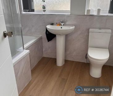 1 bedroom in a house share to rent - Photo 6