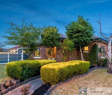 Family Home - Photo 4