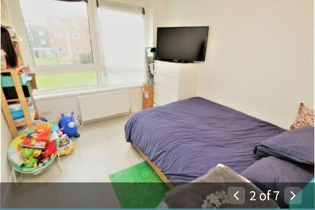 2 bedroom flat to rent - Photo 5
