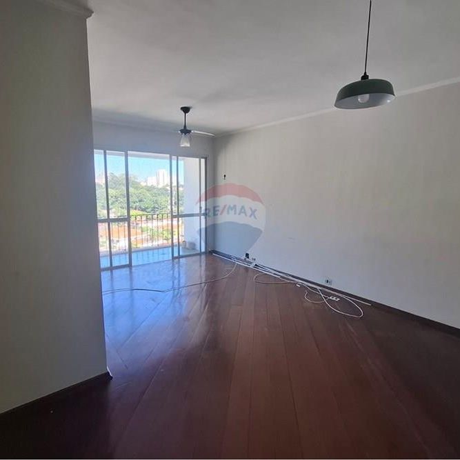 Excelente apartamento para locação sala, cozinha, 3 dormitórios, 2 banheiros, 2 vagas de garagem, piscina. - Photo 1