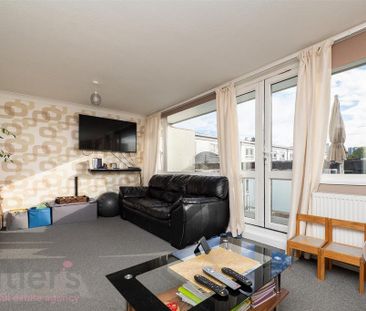 3 bedroom maisonette to rent - Photo 6