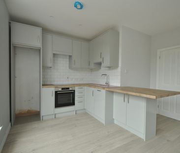 1 bedroom Apartment - Stonebank, Welwyn Garden City - Photo 2