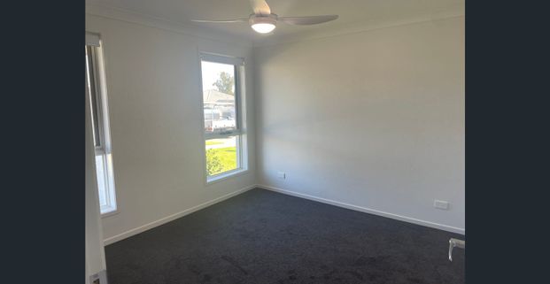 Welcome to another beautiful home at 13 Gallant Place Lochinvar! - Photo 1