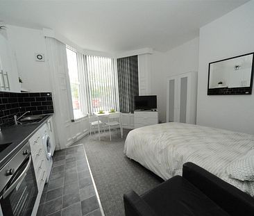 23-25 The Crescent, United Kingdom, TS5 6SG, Middlesbrough - Photo 1