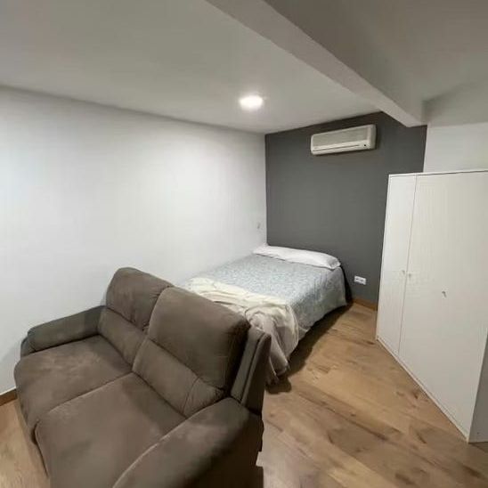 Calle Polvoranca, Getafe, Community of Madrid 28901 - Photo 1