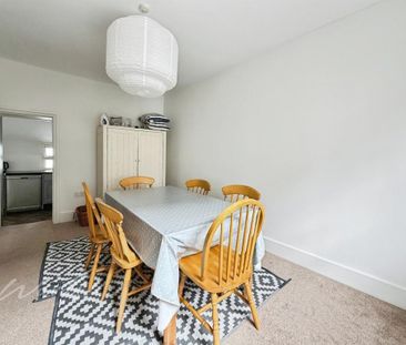 3 bedroom flat to rent - Photo 3