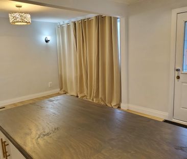 For Lease - 27 Lambton Avenue, Toronto, Ontario - Photo 5