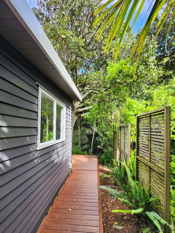 Long Term - Omiha Studio $450pw - Photo 3