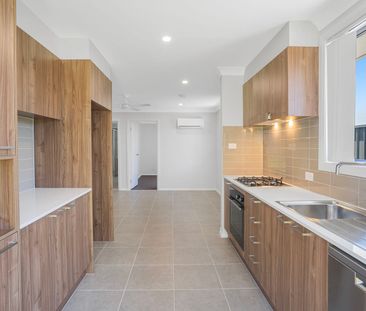 2 Bedroom Home - Photo 4