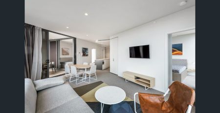 Valencia Residences - Fully Furnished! - Photo 2