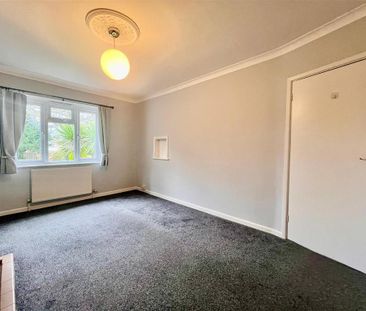 2 bedroom semi-detached bungalow to rent - Photo 1