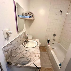 Immeuble - 826-836 Short/901-909 Courcelette 3 Et Demi - Secteur Mont-Bellevue - Photo 3