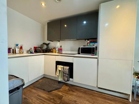 1 bedroom flat to rent - Photo 5