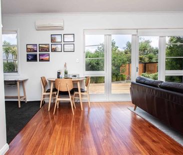 Hayes Paddock location, walk to the river & Grey Street amenities! - Photo 4