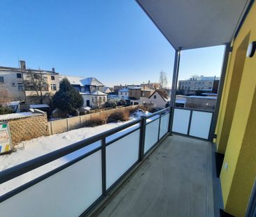 Elbnahe 3-Raum-Wohnung mit Balkon und viel Tageslicht - Photo 6