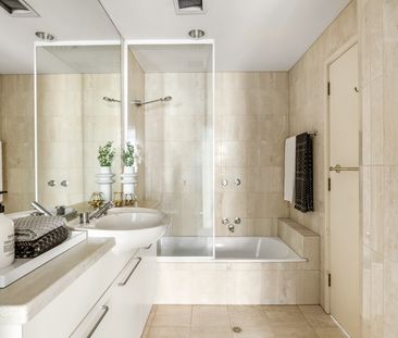 28/211 Wellington Parade South, East Melbourne VIC 3002 - Apartment... - Photo 3