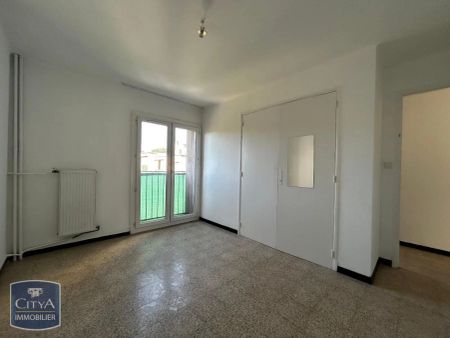 Appartement à louer 3 pièces 56.1m² - Photo 2