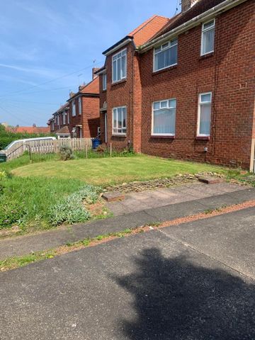 3 bedroom semi-detached house to rent - Photo 4