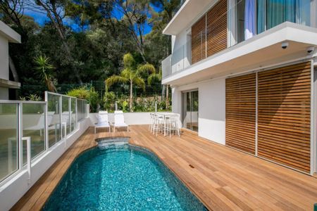 Nice - Villa moderne – 3 suites – Piscine chauffée - Photo 3