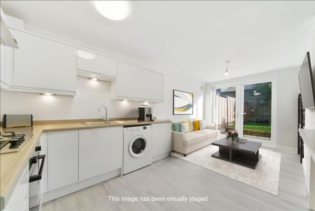 2 bedroom flat to rent - Photo 4
