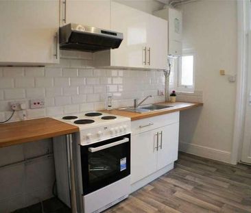 Elmcroft, Lansdowne Road, BN11 - Photo 3