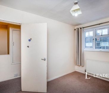 3 bedroom terraced house to rent - Photo 4