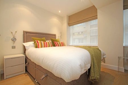A one bedroom apartment located in a modern, portered block which overlooks Vincent Square, one of the largest green squares in Central London. Council Tax Band E | EPC rating C - Photo 4