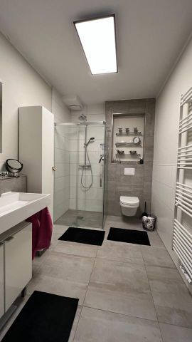 Sonnige 2 Zimmerwohnung mit großer Südterrasse, Stellplatz inkl. - Photo 3