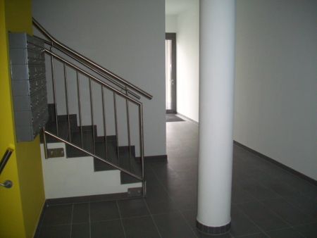 Schöne 2-Zimmer-Wohnung mit Balkon, direkt bei U3-Kendlerstraße! - Foto 2