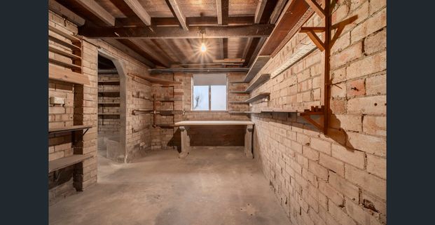 Large 3-Bedroom House with Garage in the Heart of Balmain Village - 3 Month Short Term Lease - Photo 1