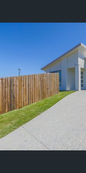 55 Whipbird St, Bellbird Park, Qld 4300 - Photo 1