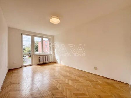 Pronájem bytu 2+kk s balkonem, 52 m - Photo 2