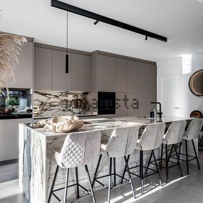 Alquiler de casa o chalet independiente en Calle Cerquilla de Nagûeles - Photo 1