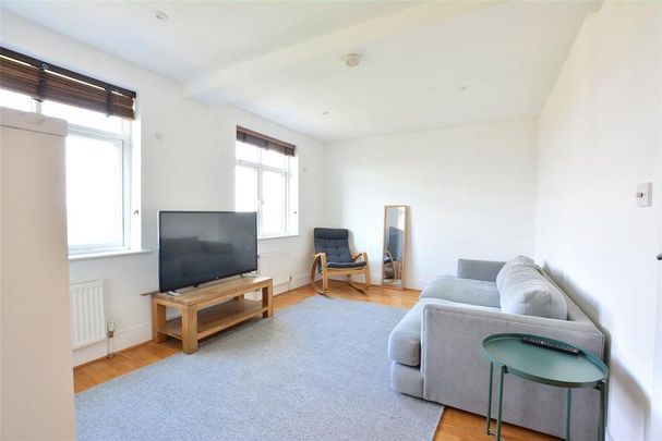 3 bedroom apartment to rent - Photo 1