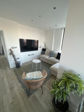 1 Bed Flat, Murdoch Court, E3 - Photo 2