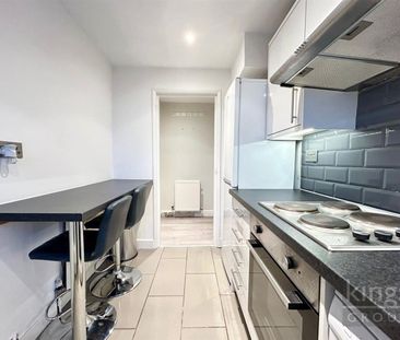 1 Bedroom Flat To Let - Photo 6