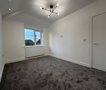 3 Bed End Terrace, Brynorme Road, M8 - Photo 2