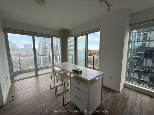 88 North Condos and Lofts 77 , #2310 - Photo 1