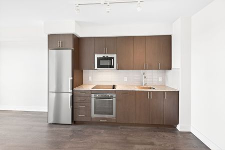 For Lease - 2550 Simcoe Street, Oshawa, Ontario - Photo 4