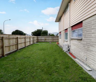 Central Hutt Living - Photo 2