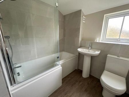 2 bedroom detached house to rent - Photo 4