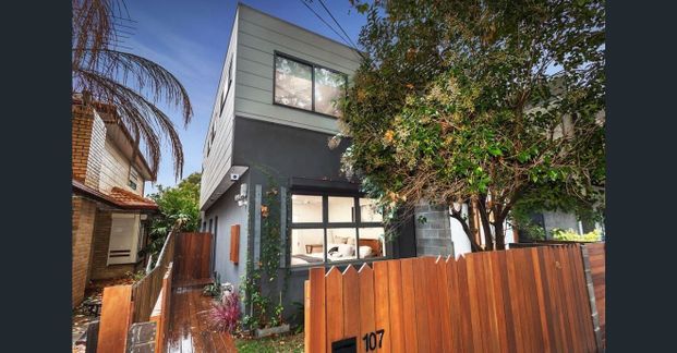 107 Rankins Road, Kensington VIC 3031 - Photo 1