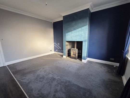 Price £825 pcm - Available Now - Unfurnished - Photo 1