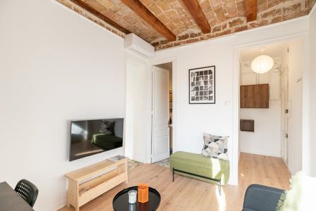 Carrer de París, Barcelona, Catalonia 08029 - Photo 5