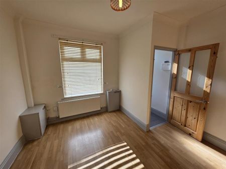 2 bedroom terraced house to rent - Photo 5