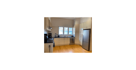 Charming in Every Way! - Photo 3