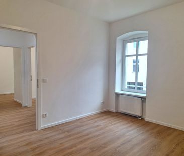 Etwas ganz Besonderes: Maisonette in ausgebauter Remise! - Photo 1